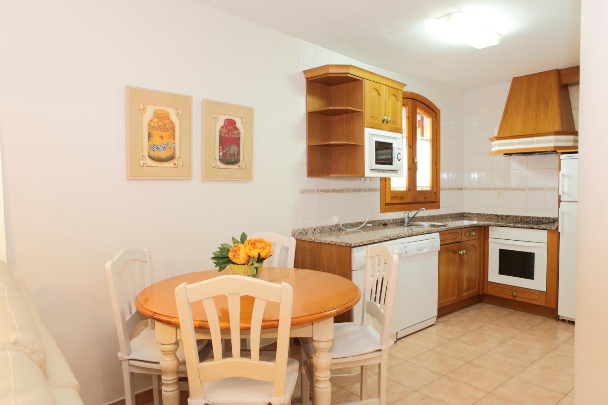 Apartamentos Alba Casa Alquesera Sahun ภายนอก รูปภาพ