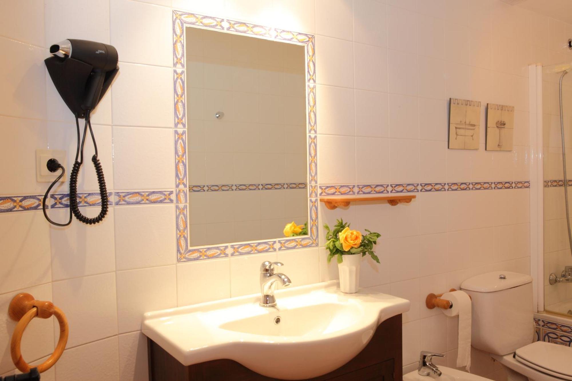 Apartamentos Alba Casa Alquesera Sahun ภายนอก รูปภาพ