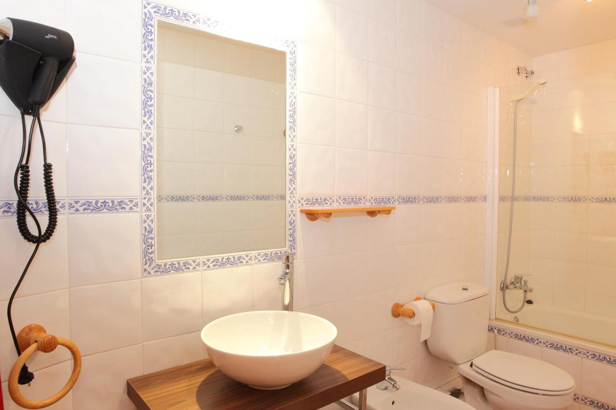 Apartamentos Alba Casa Alquesera Sahun ภายนอก รูปภาพ